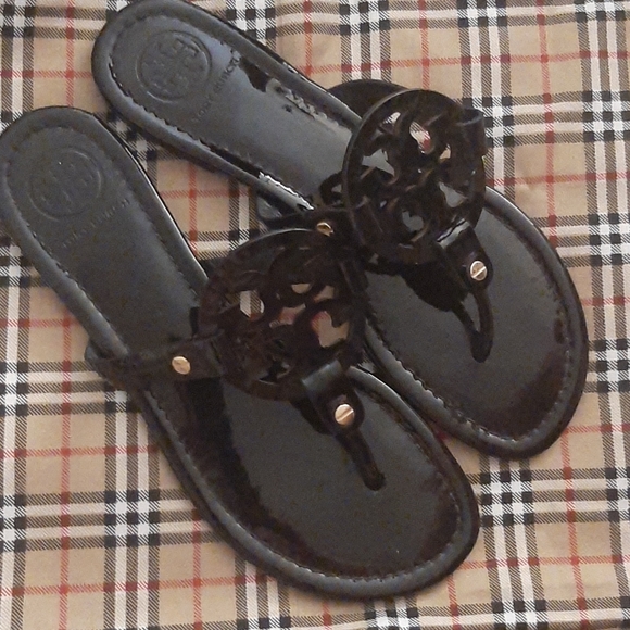Tory Burch patent Miller US 8.5 --8 - Picture 4 of 11